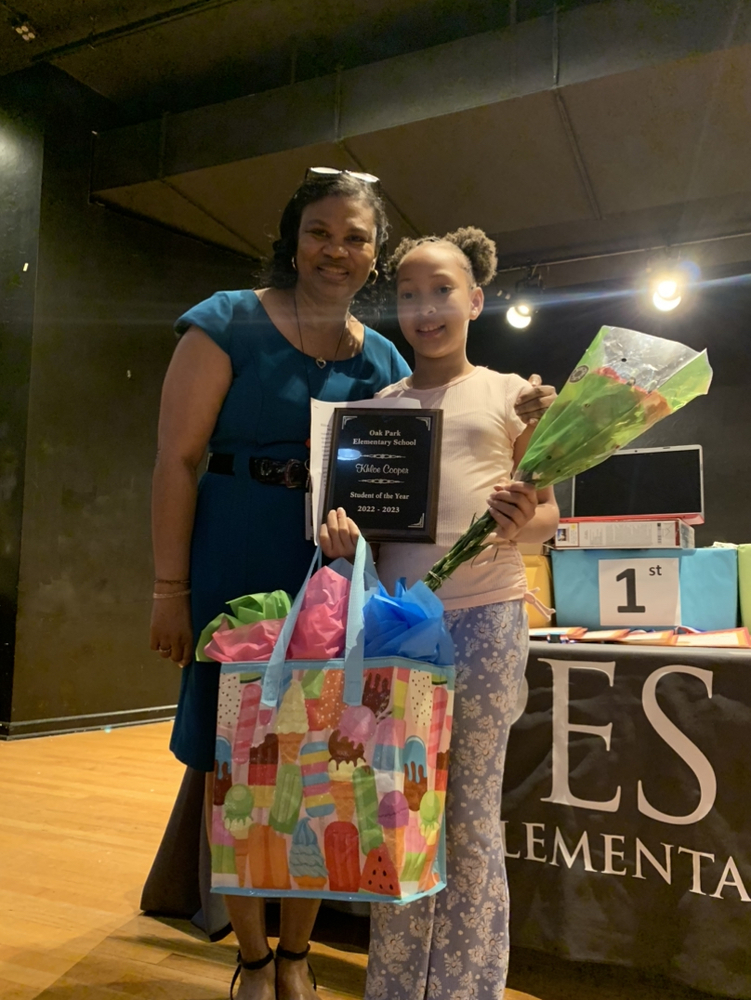 Congratulations Khloe Cooper OPES Student of the Year Oak Park